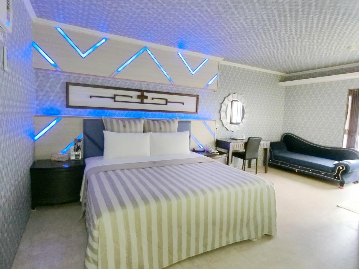 Full Moon Boutique Motel Hsinchu City Eksteriør billede